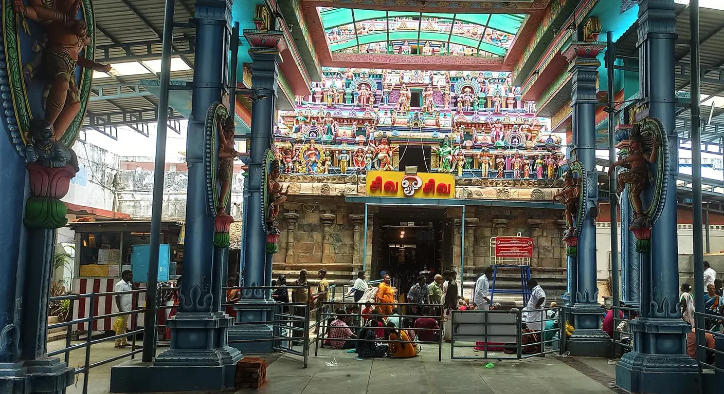 thirunallar-saneeswaran-temple