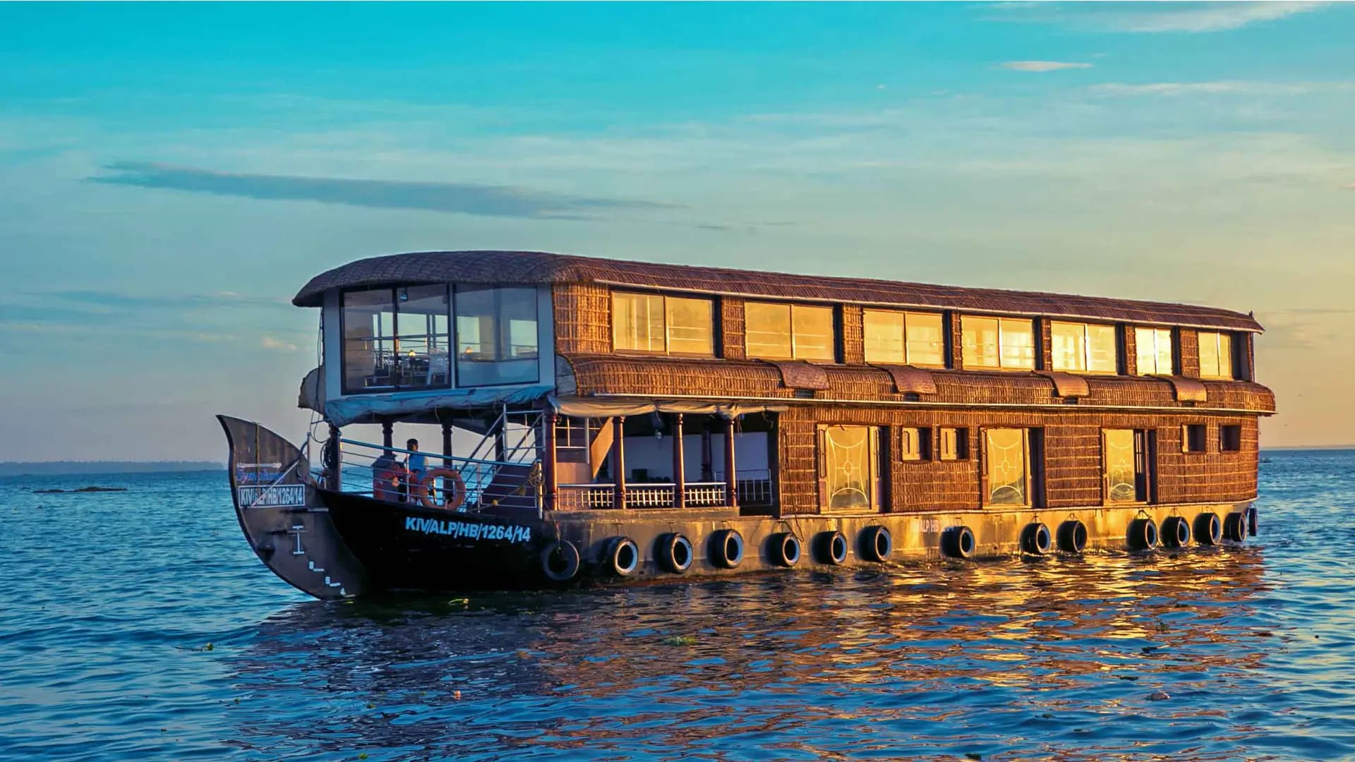 houseboat-booking-kerala