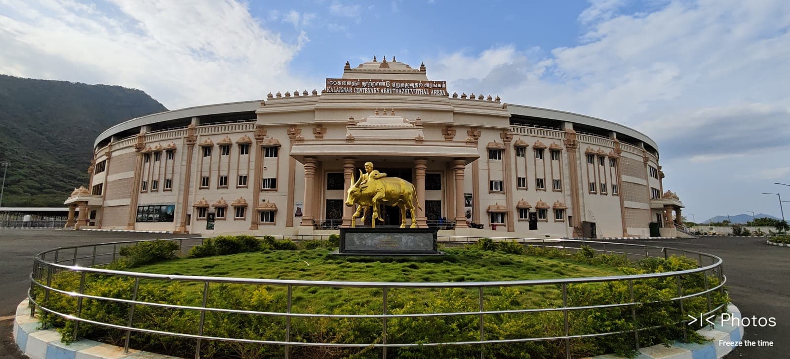 alanganallur-jallikattu-museum